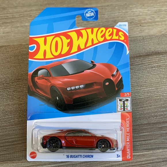 16 Bugatti Chiron Hot Wheels Exotic Car Mainline Casting 2024 Hotwheels New - Picture 6 of 6